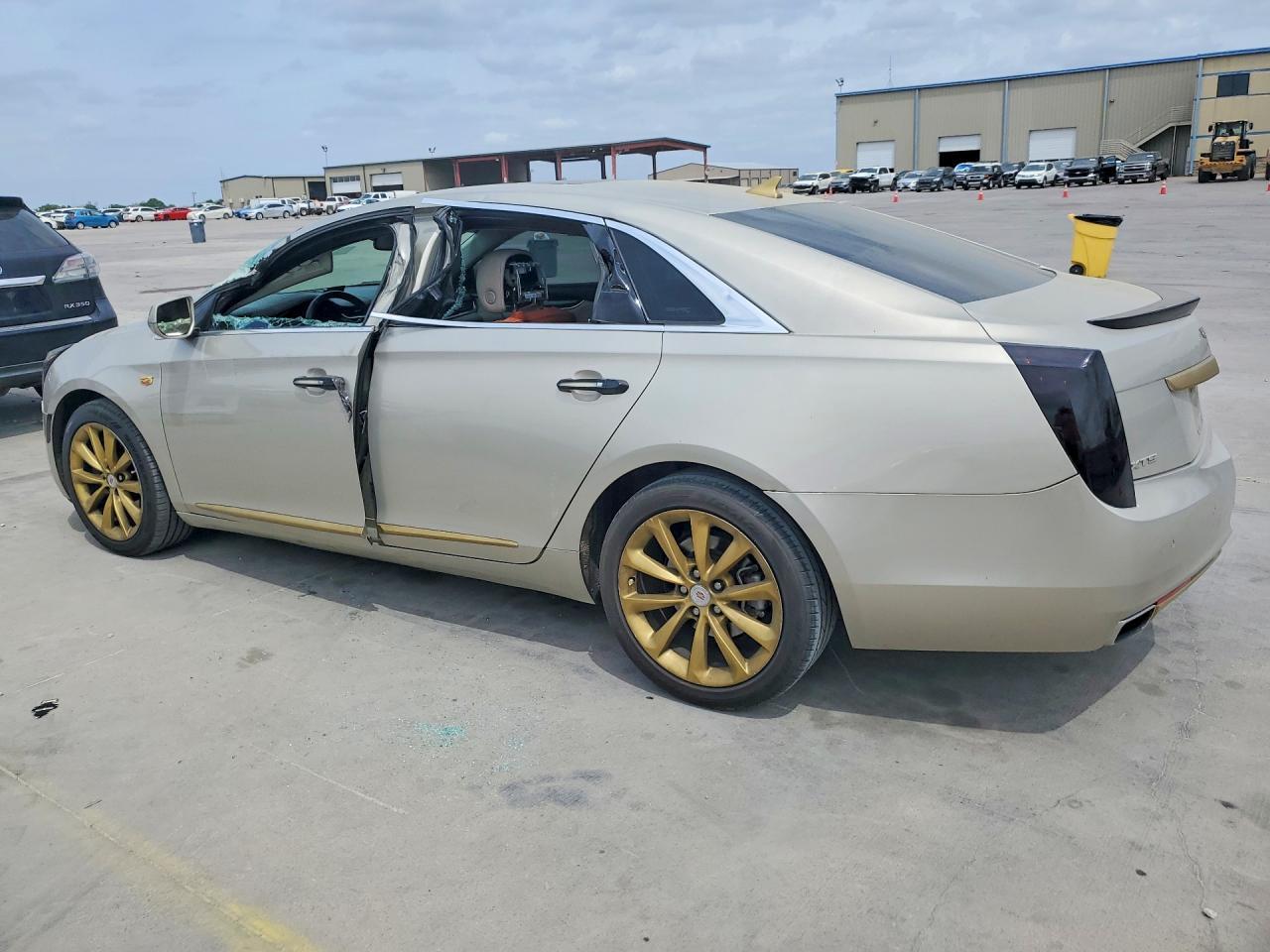 2013 Cadillac Xts Luxury Collection - Фото 2