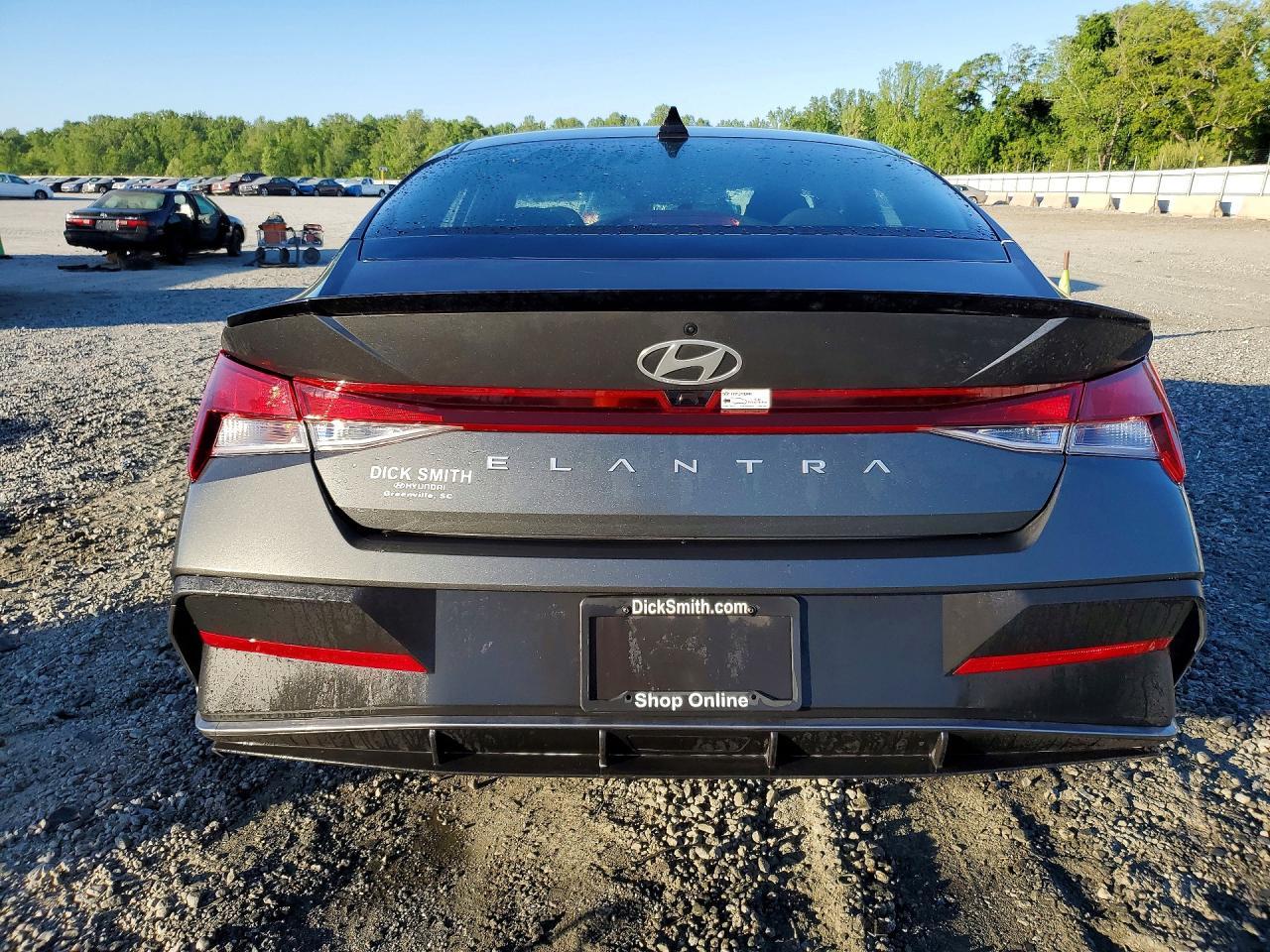 2025 Hyundai Elantra Sel Sport - Фото 6