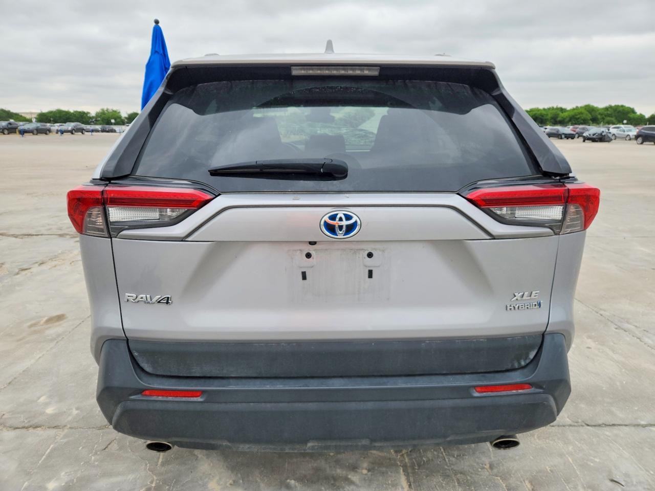 2022 Toyota Rav4 Xle - Фото 6