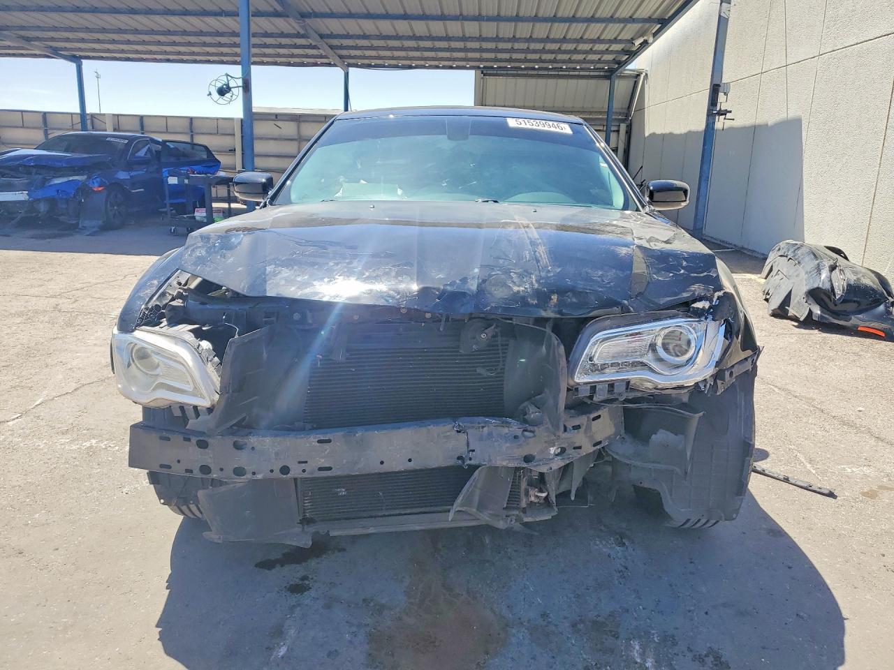 2016 Chrysler 300 Limited - Image 5