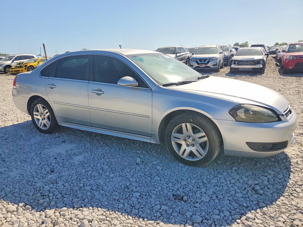 2010 Chevrolet Impala Lt - Image 4