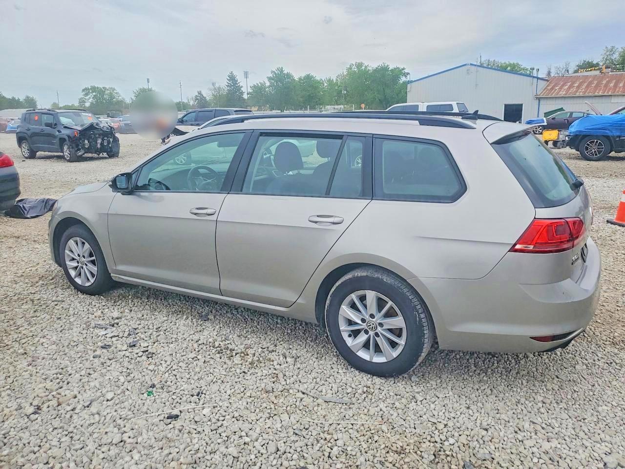 2017 Volkswagen Golf Sportwagen S - Image 2