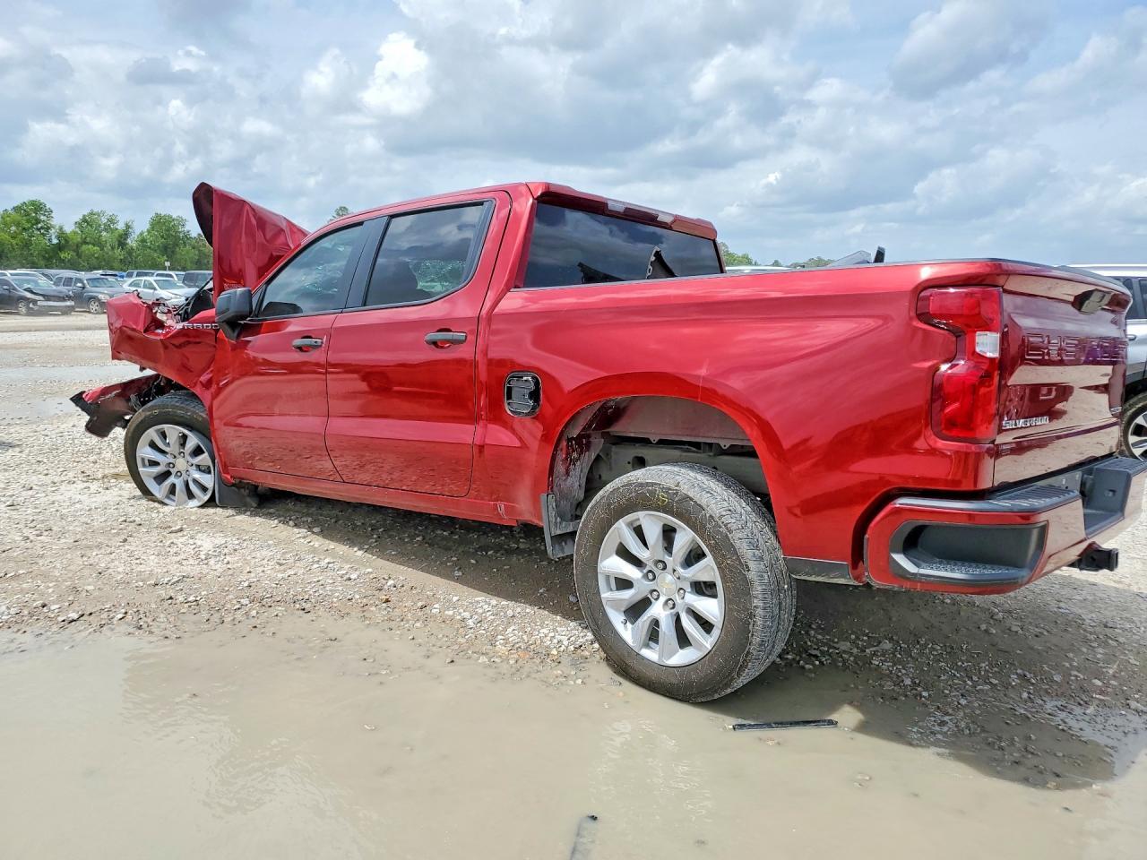 2021 Chevrolet Silverado C1500 Custom - Фото 2