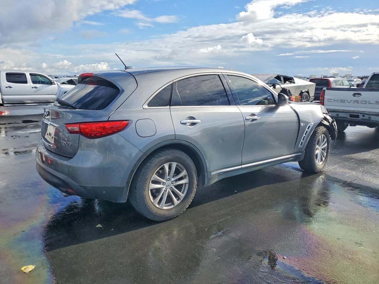 2017 Infiniti Qx70 Base - Image 3