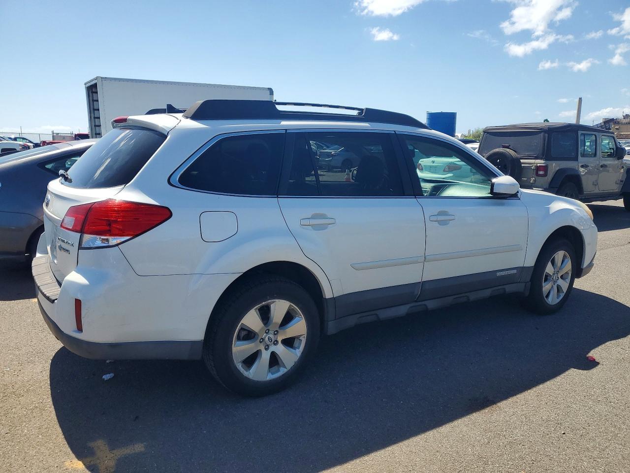 2011 Subaru Outback 3.6R Limited - Фото 3