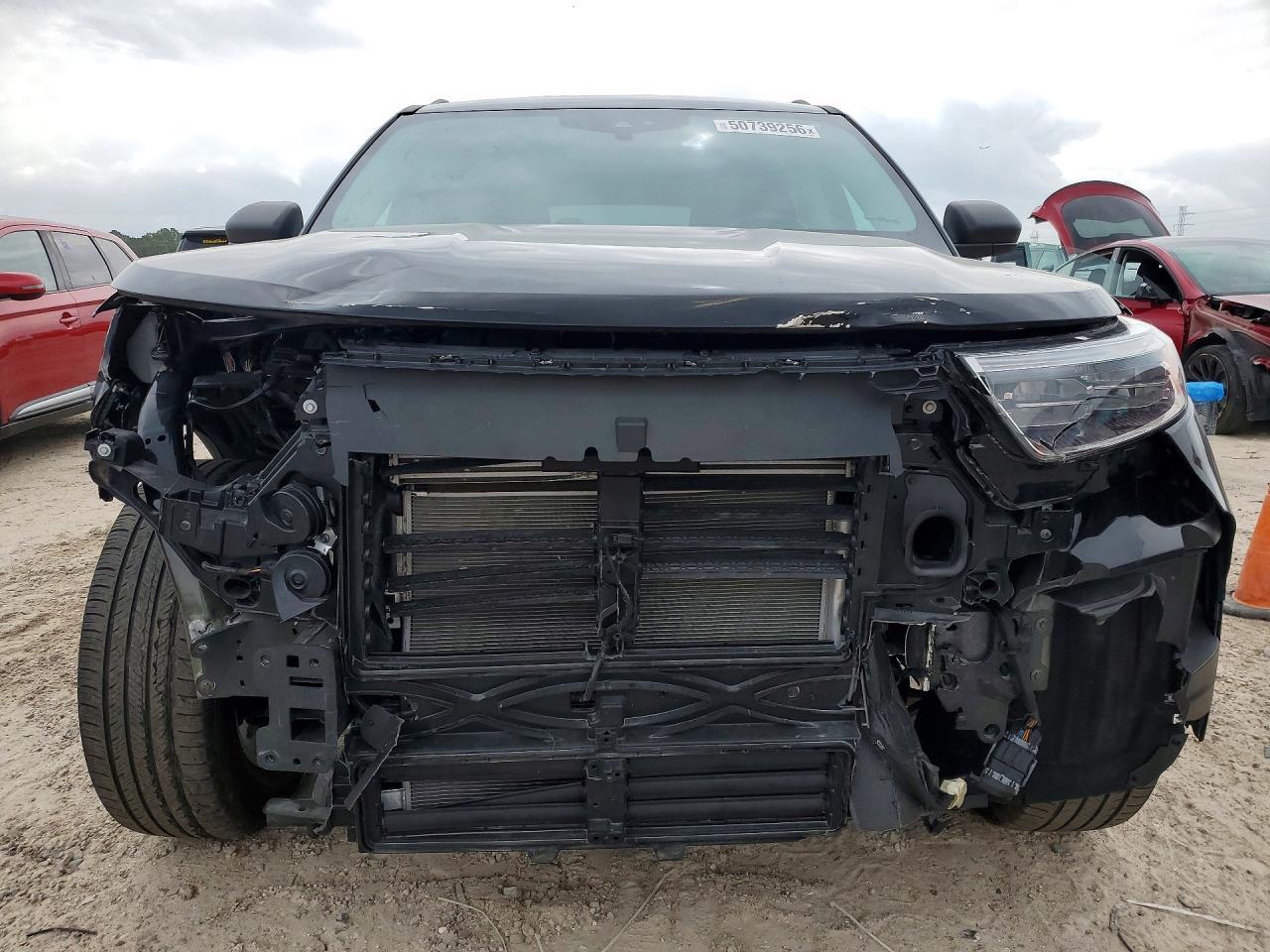 2024 Ford Explorer Xlt - Фото 5