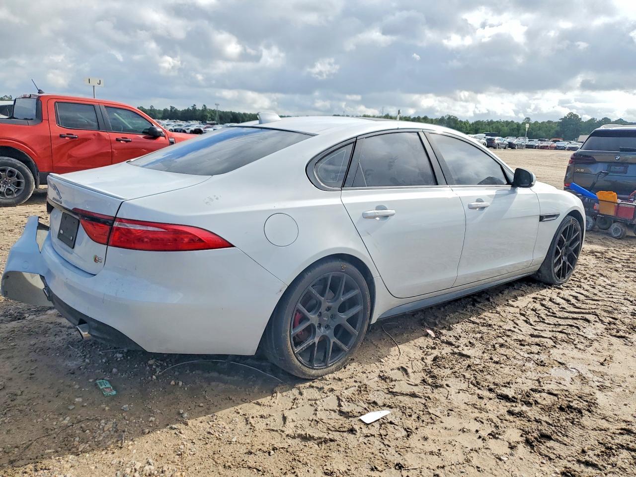 2018 Jaguar Xf S - Фото 3