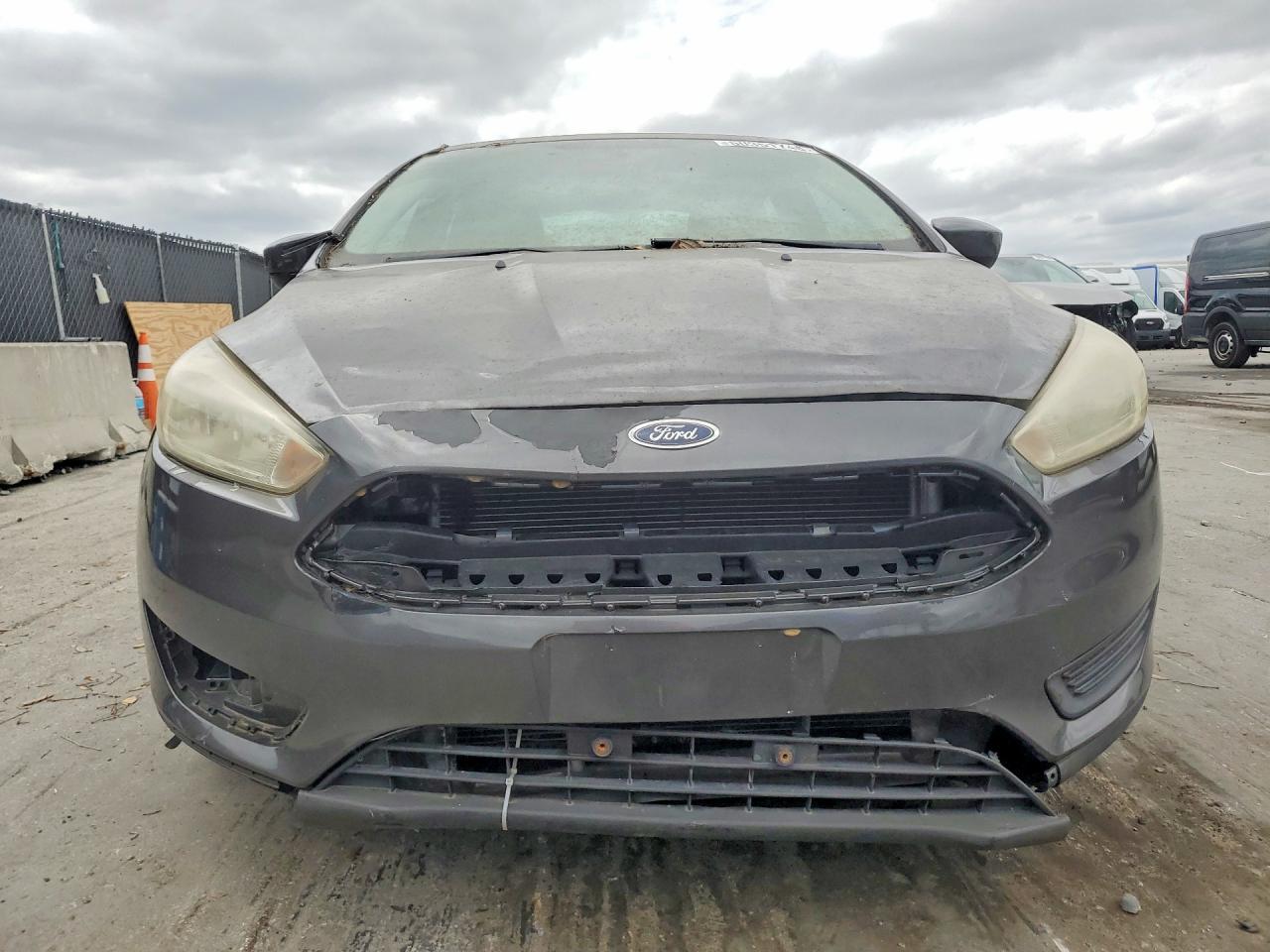 2018 Ford Focus Se - Image 5