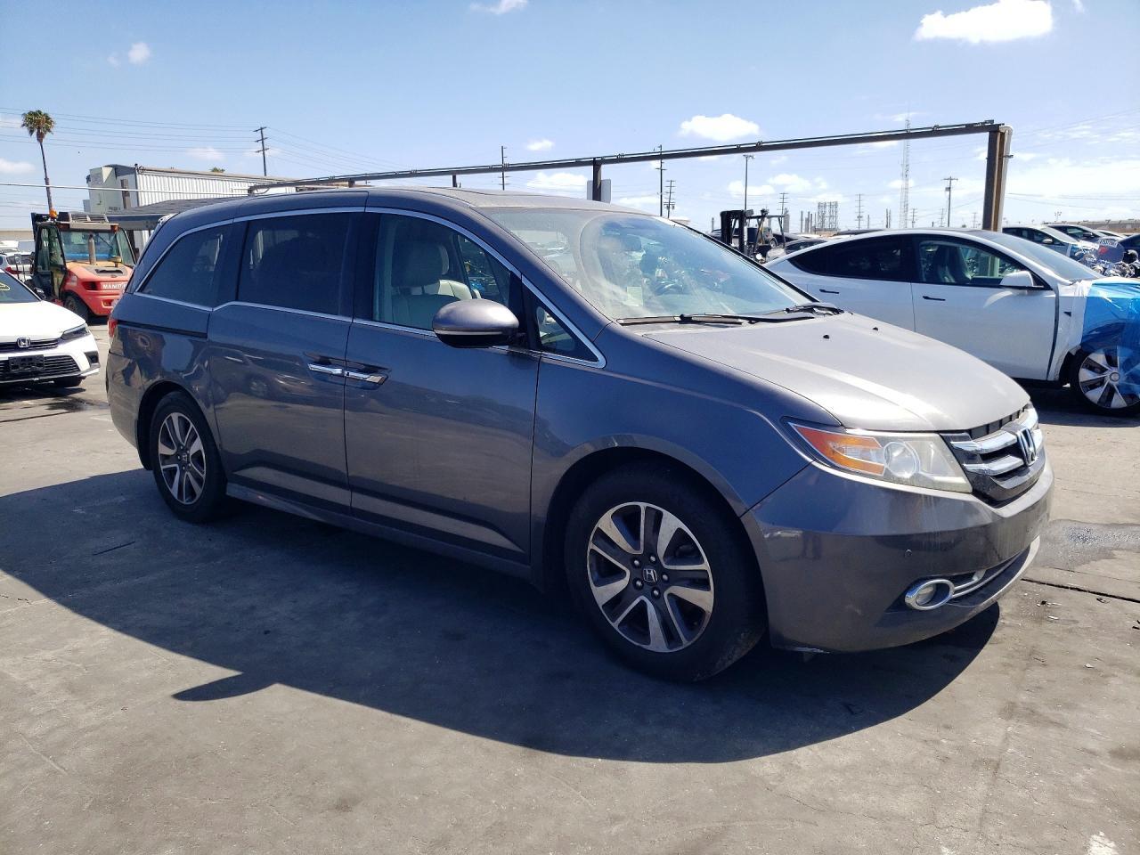 2014 Honda Odyssey Touring - Фото 4