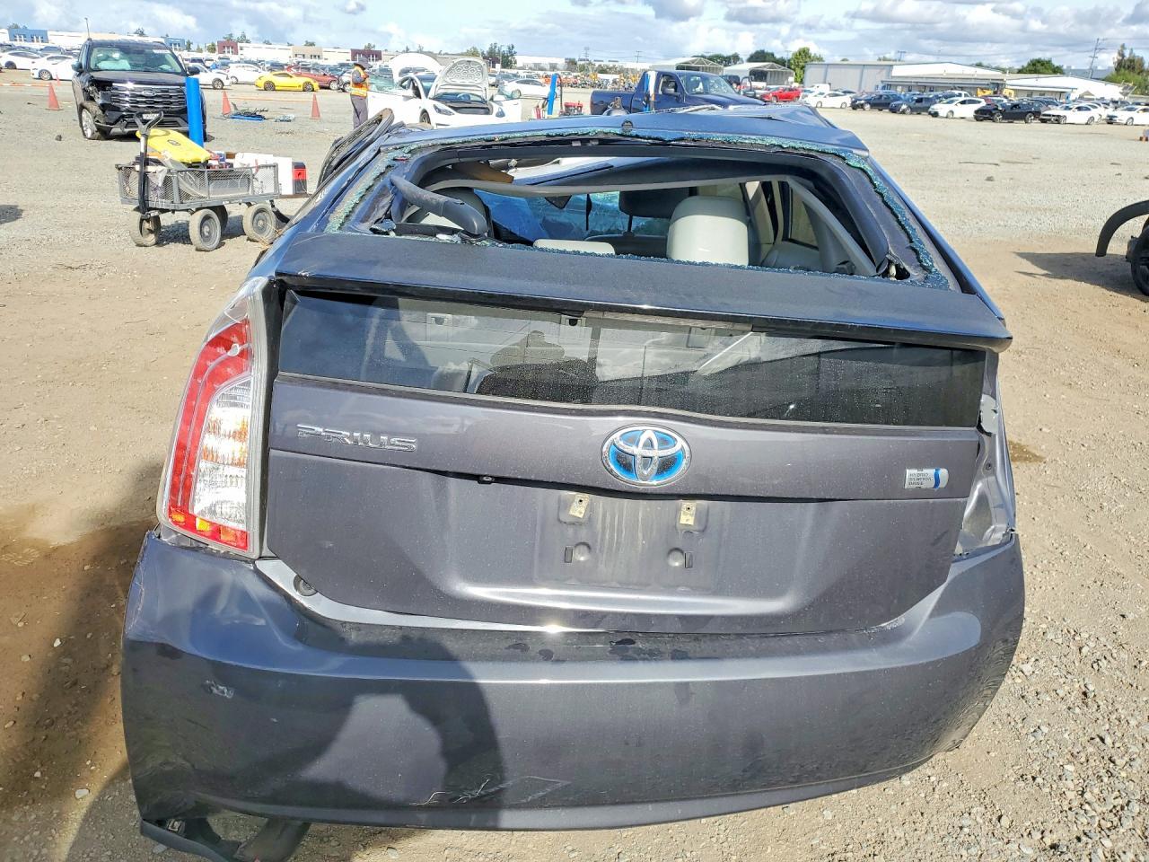2013 Toyota Prius Four - Фото 6