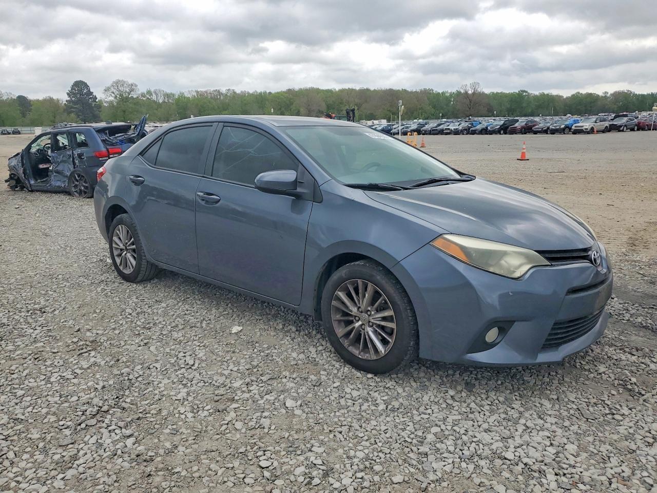 2014 Toyota Corolla Le Plus - Image 4