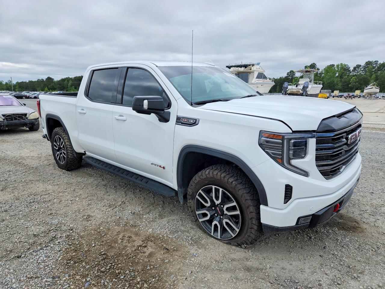 2025 GMC Sierra K1500 At4 - Image 4