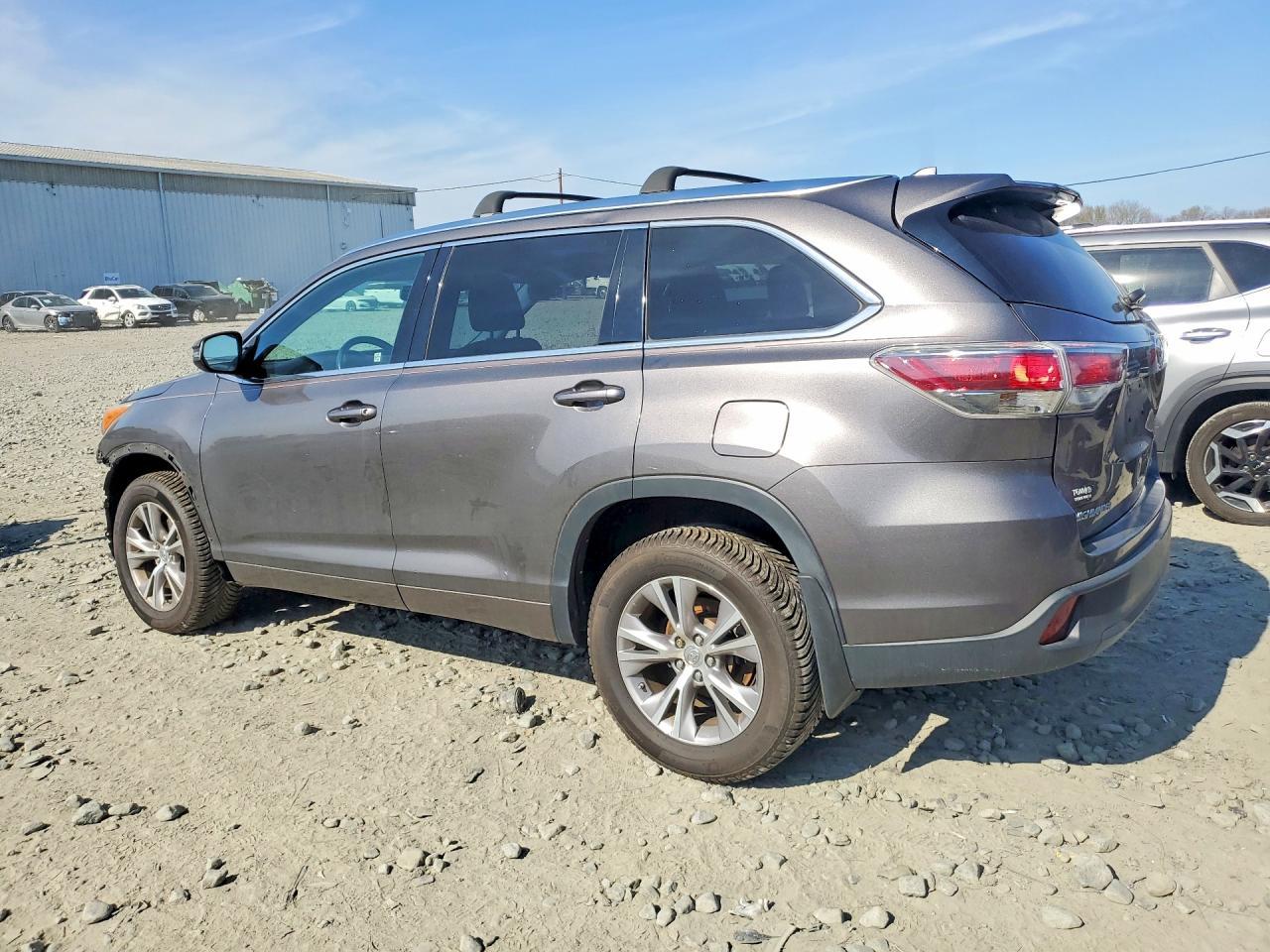 2015 Toyota Highlander Xle - Фото 2