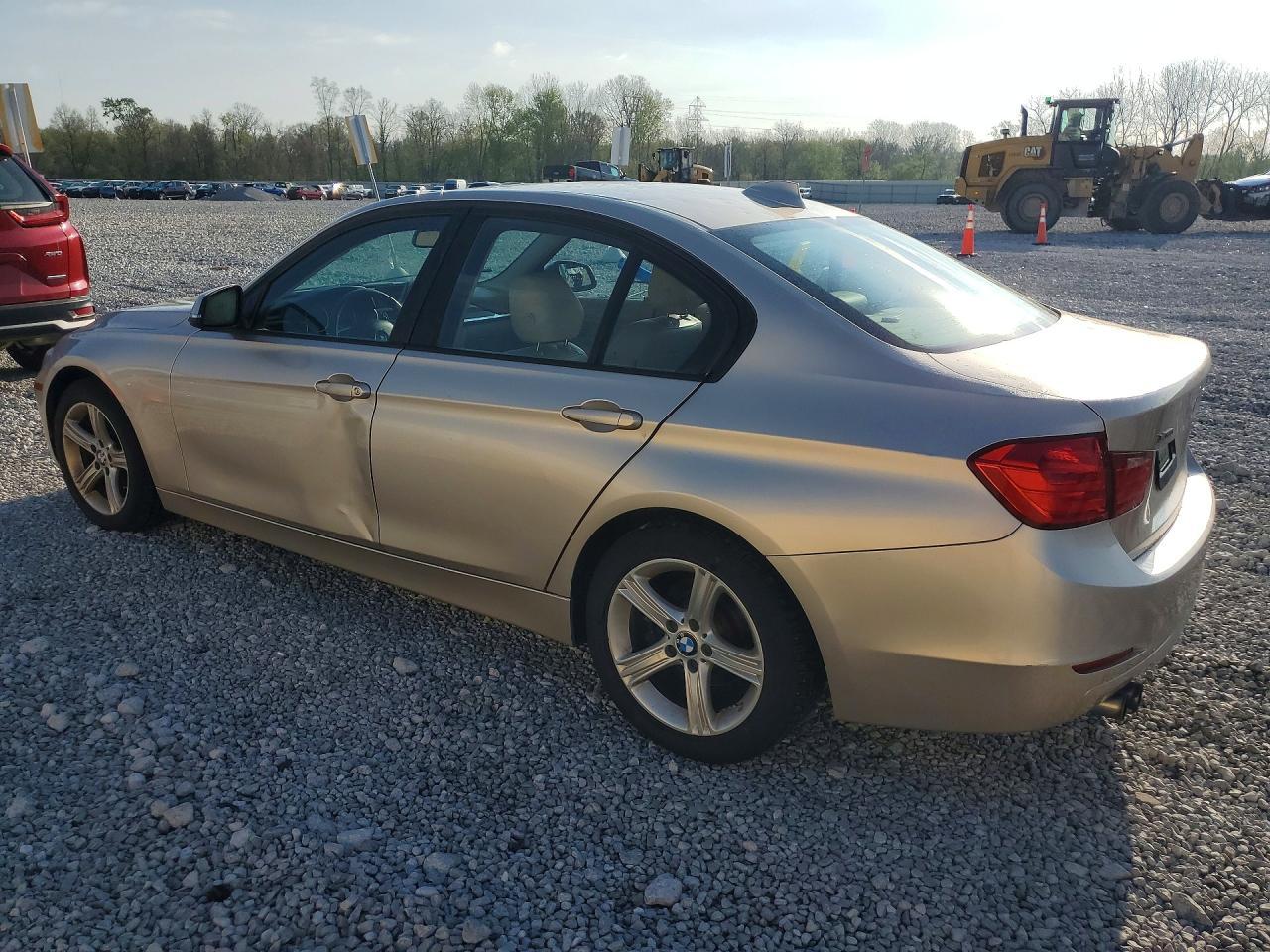 2013 BMW 328 Xi Sulev - Image 2
