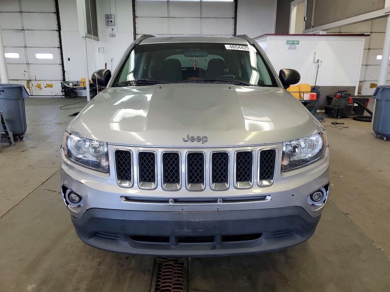 2015 Jeep Compass Sport - Image 5