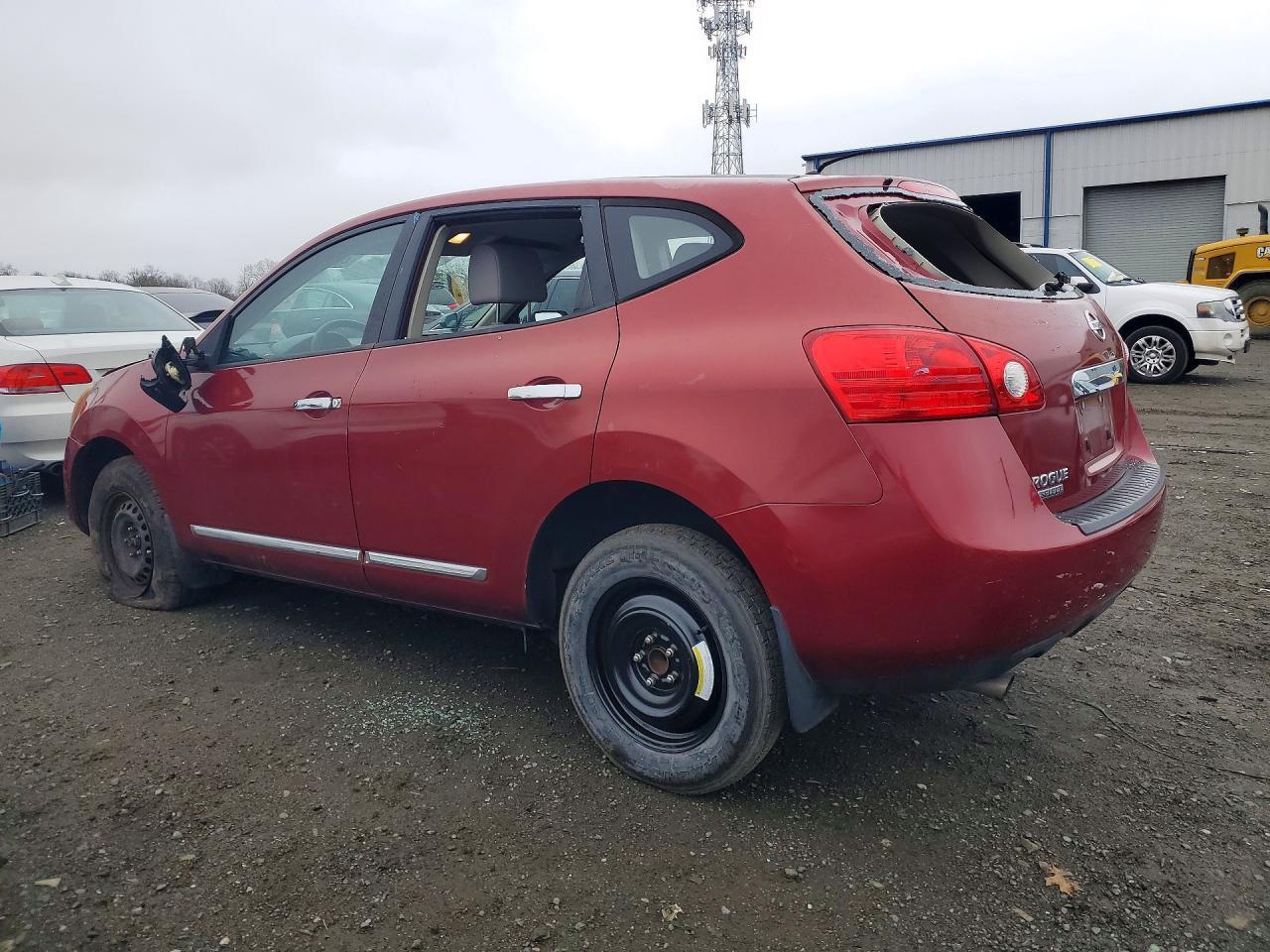 2015 Nissan Rogue Select S - Image 2