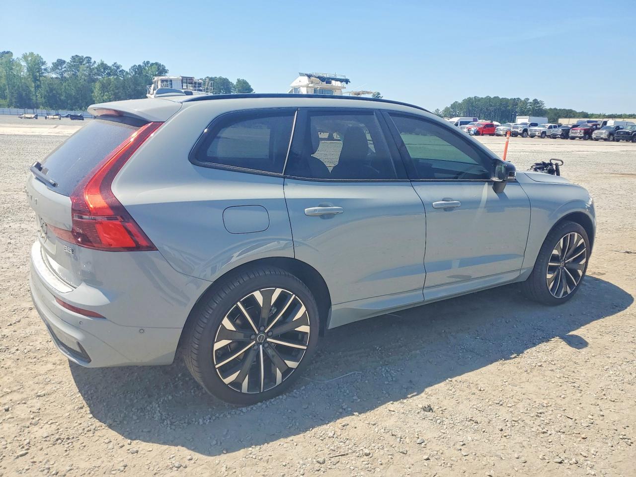 2026 Volvo Xc60 Ultra - Image 3