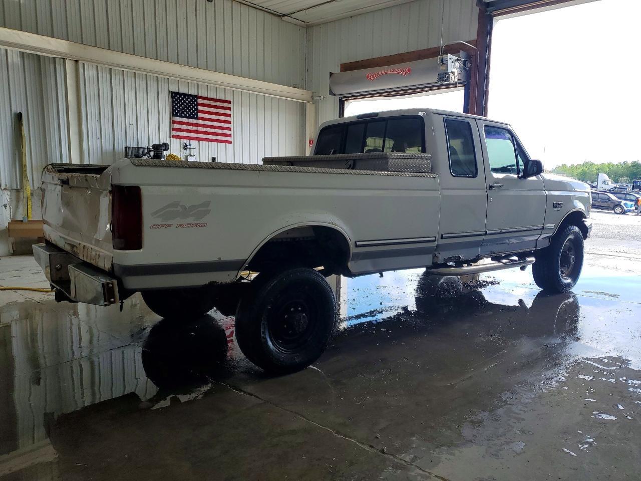 1997 Ford F250 - Фото 3