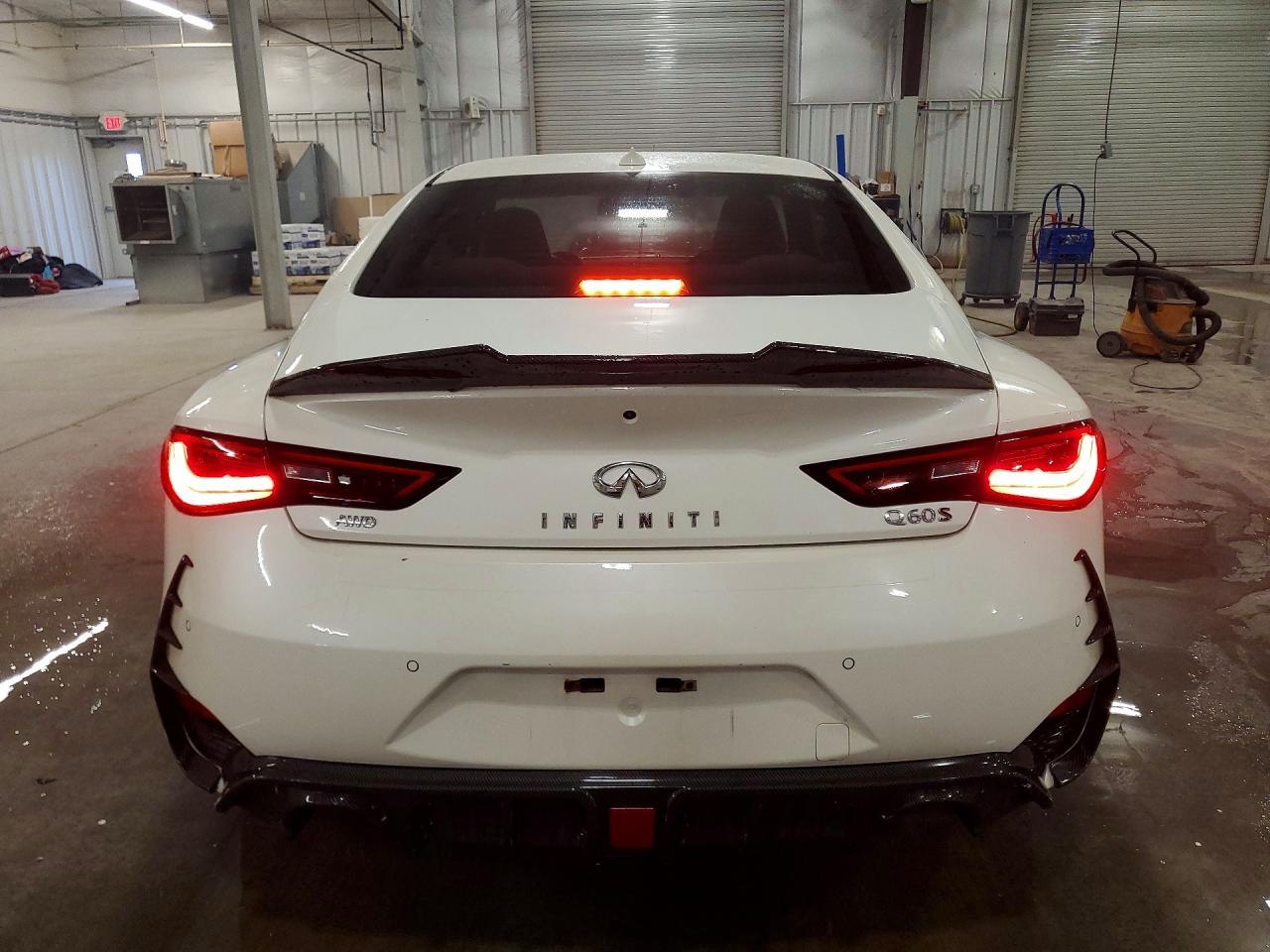 2019 Infiniti Q60 Red Sport 400 - Image 6