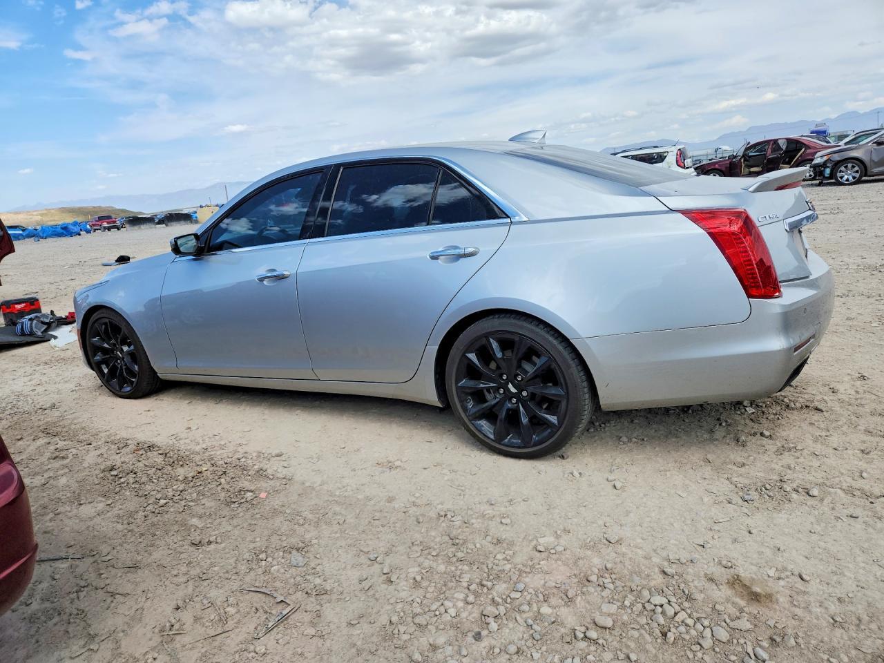 2016 Cadillac Cts - Фото 2