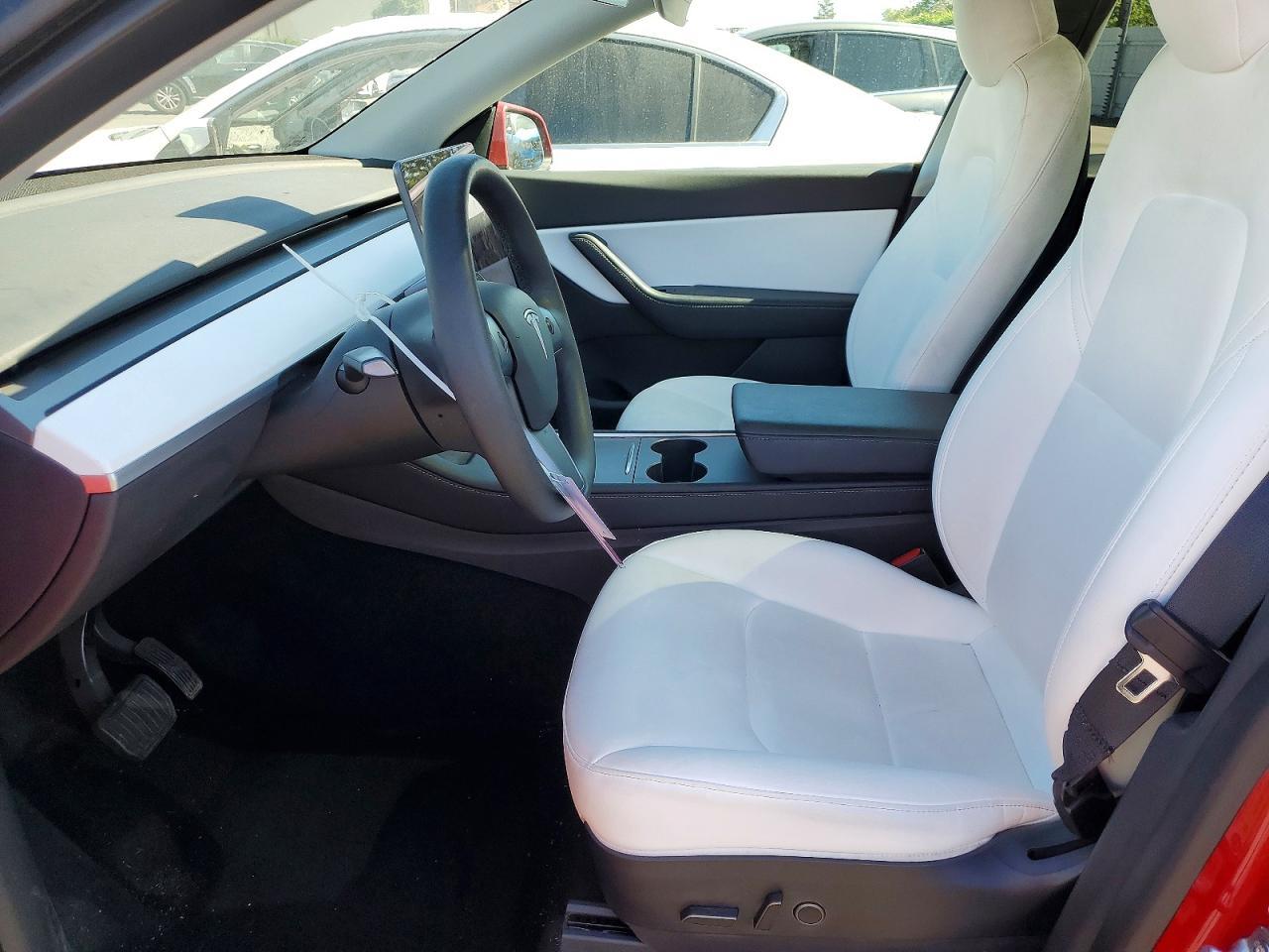 2022 Tesla Model Y - Фото 7