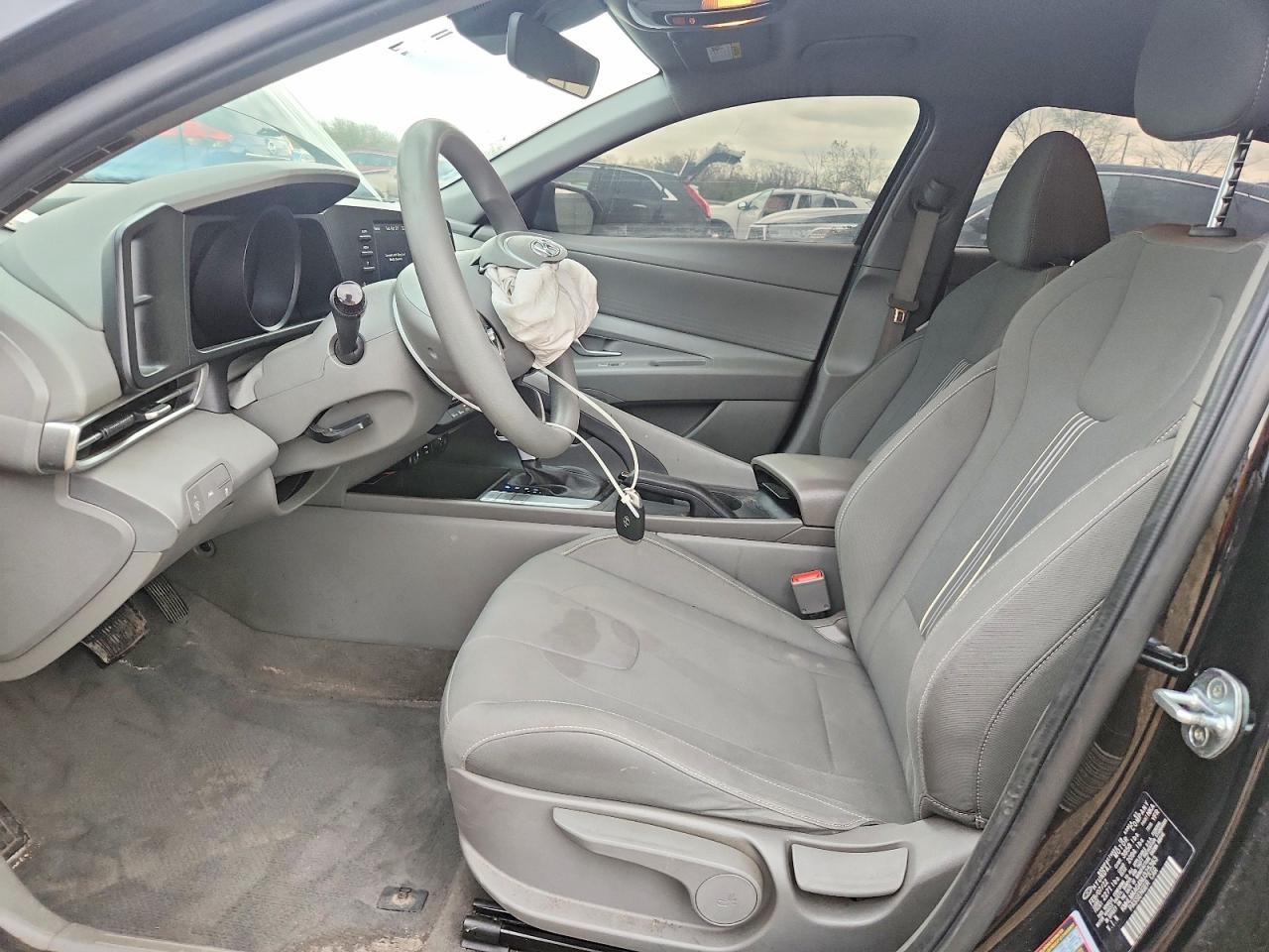 2022 Hyundai Elantra Sel - Image 7