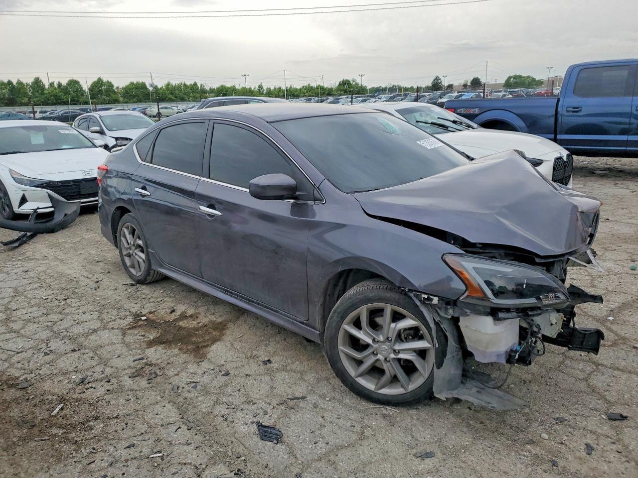 2015 Nissan Sentra - Image 4