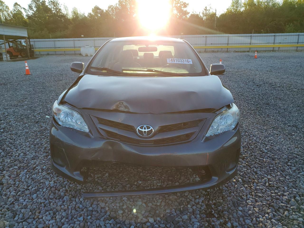 2011 Toyota Corolla Le - Фото 5