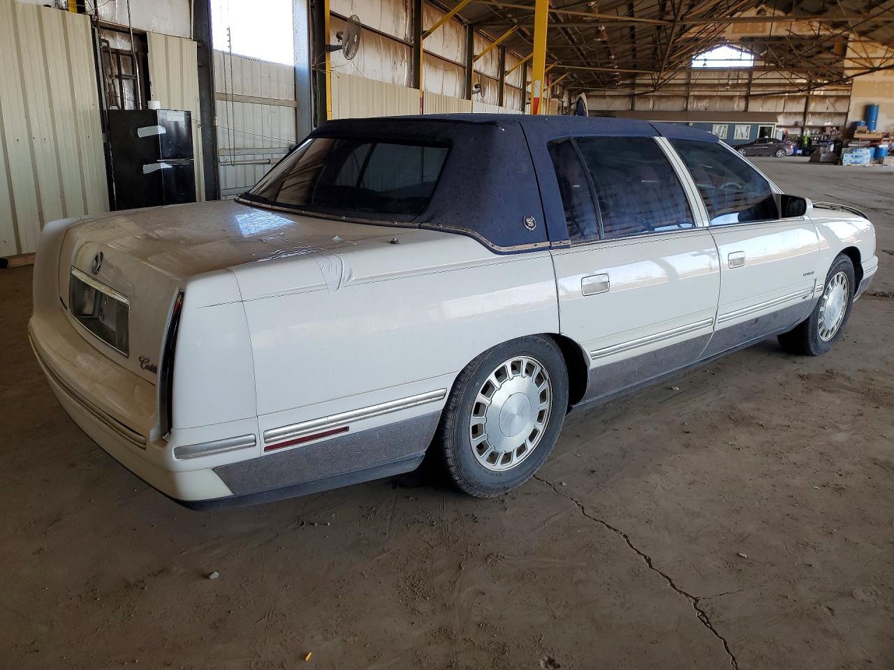 1998 Cadillac Deville - Фото 3