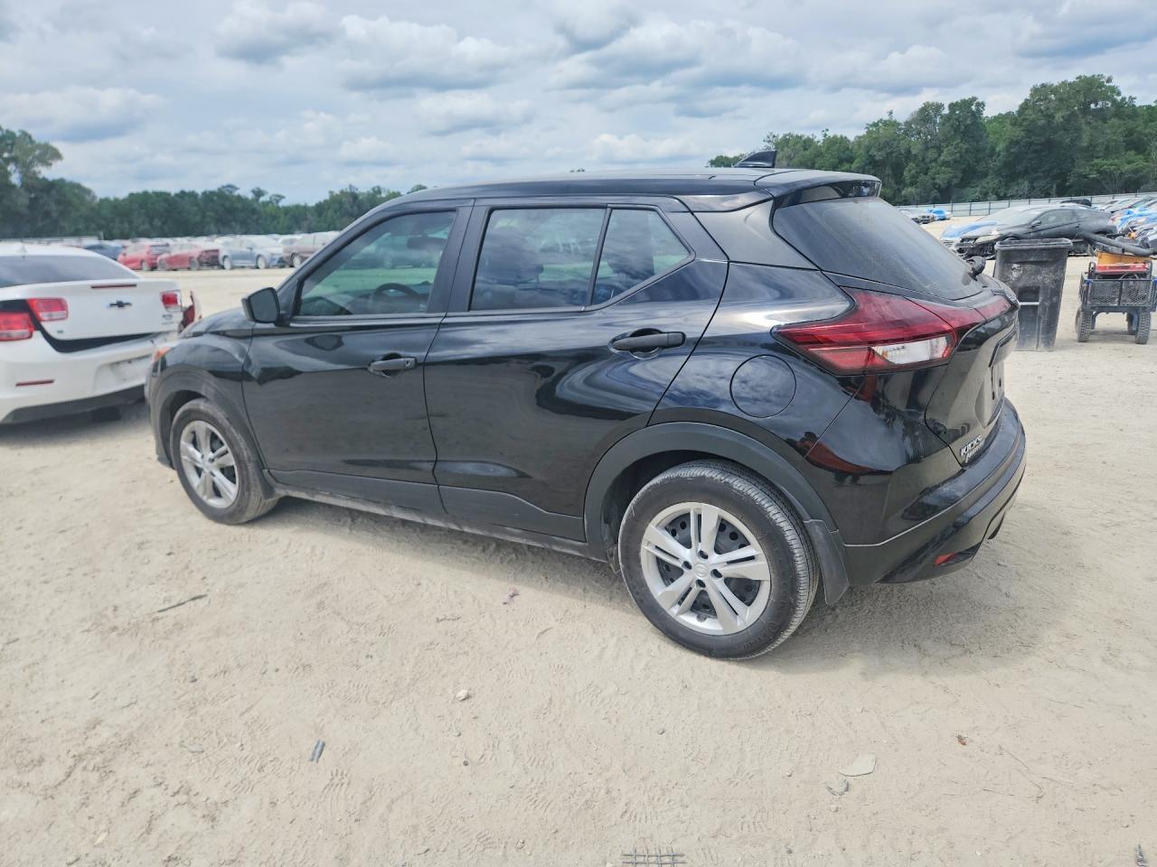 2024 Nissan Kicks S - Image 2