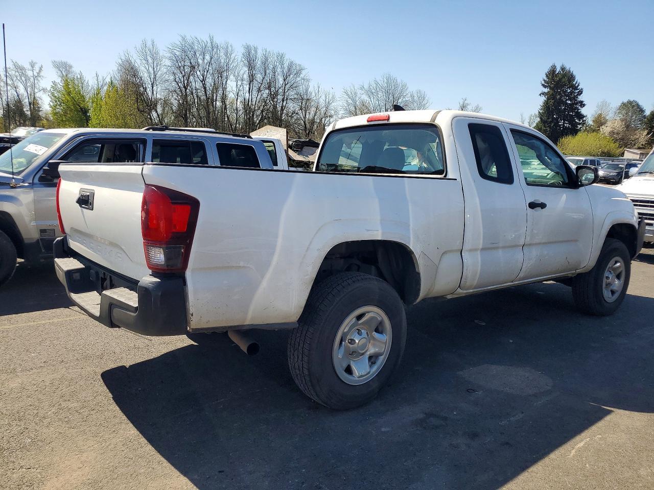 2018 Toyota Tacoma Sr - Image 3