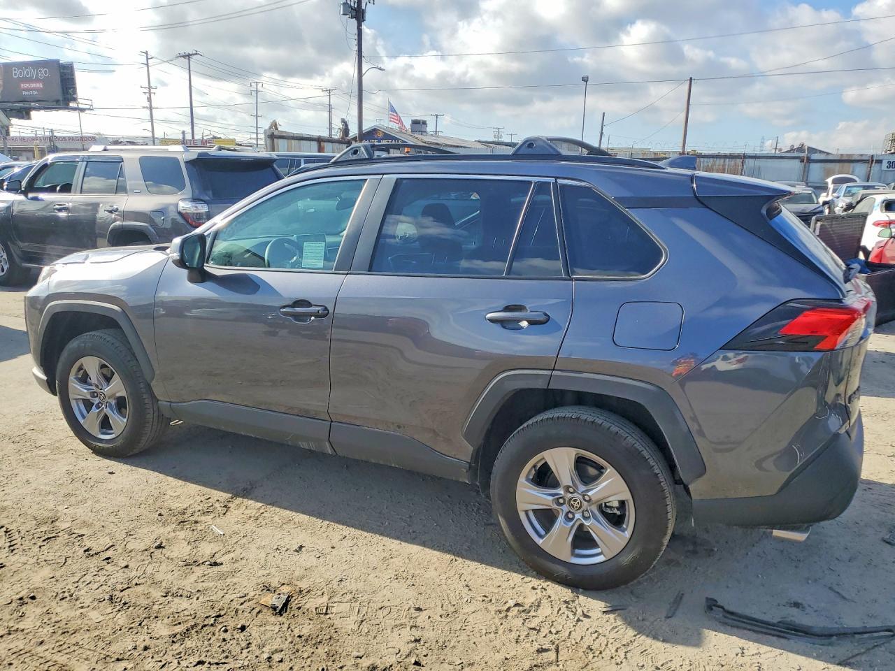 2025 Toyota Rav4 Xle - Фото 2