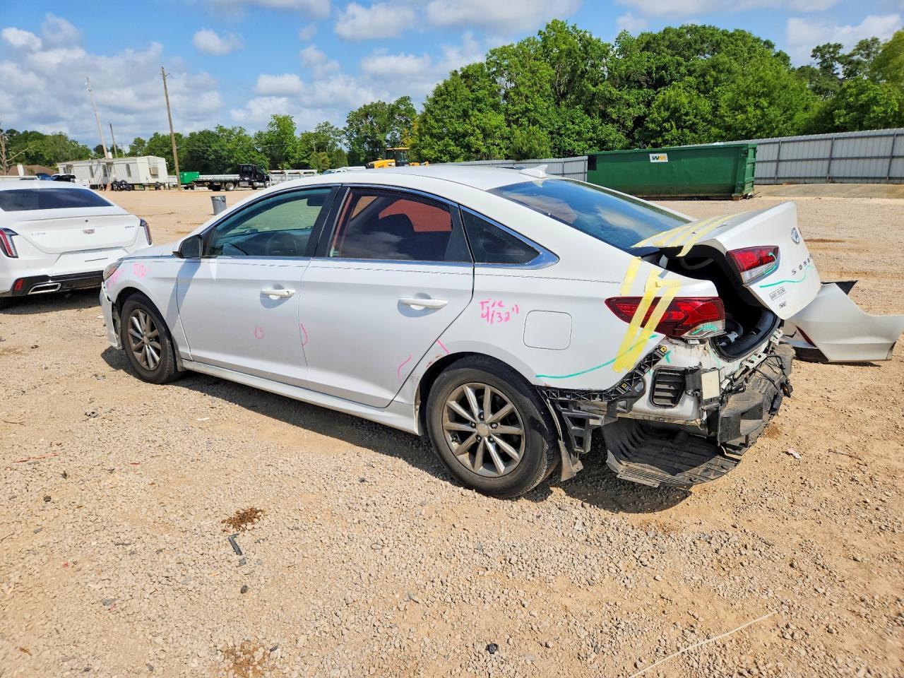 2019 Hyundai Sonata Se - Фото 2
