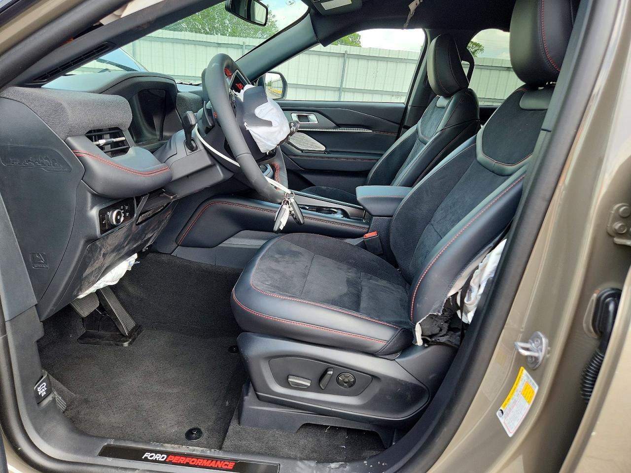 2026 Ford Explorer St - Image 7