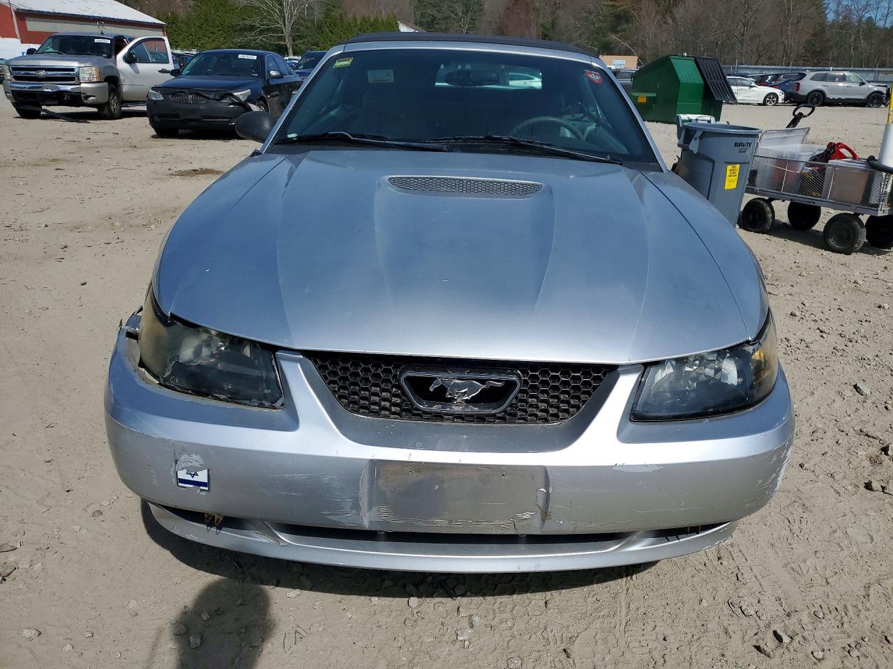 2002 Ford Mustang - Фото 5