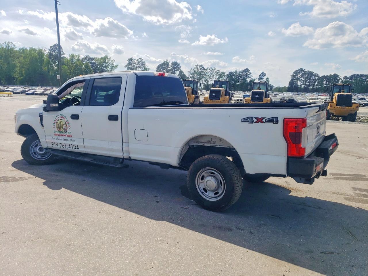 2019 Ford F250 Super Duty - Фото 2