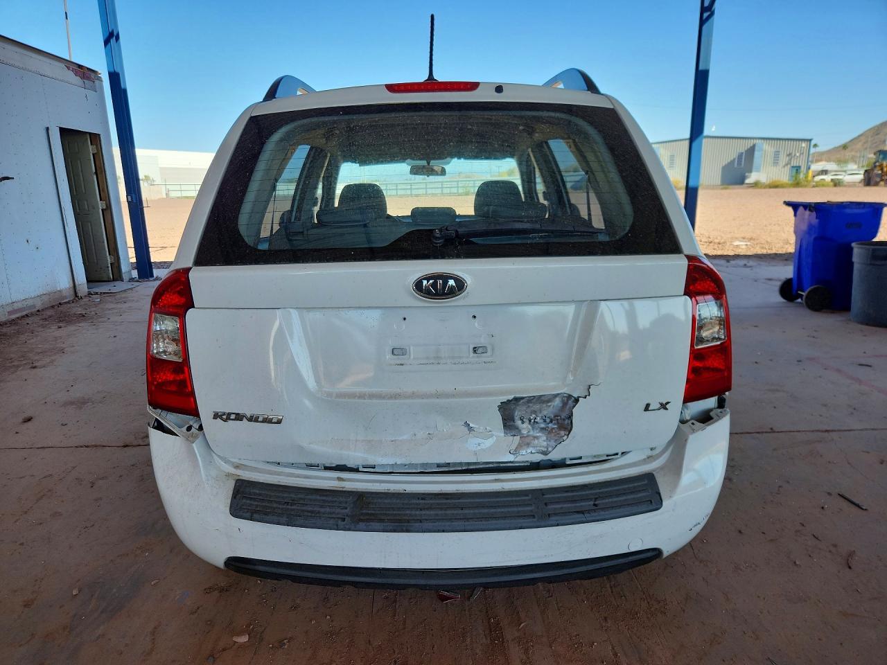 2009 Kia Rondo Base - Фото 6