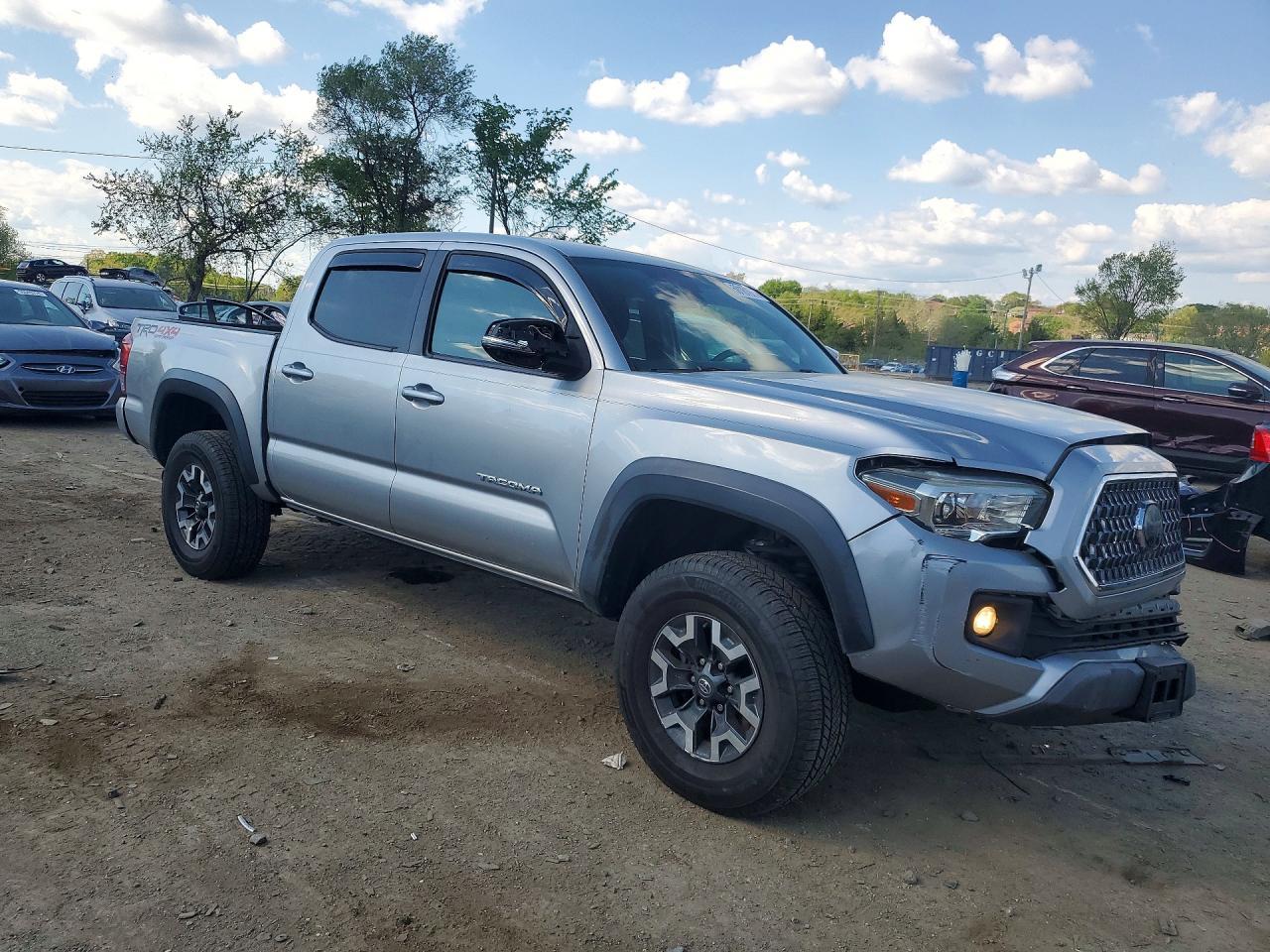 2018 Toyota Tacoma Trd Off-Road - Image 4
