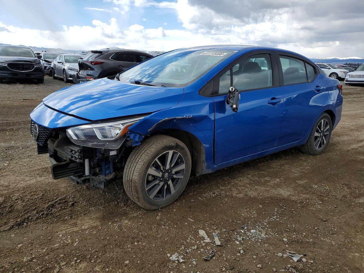 2022 Nissan Versa Sv