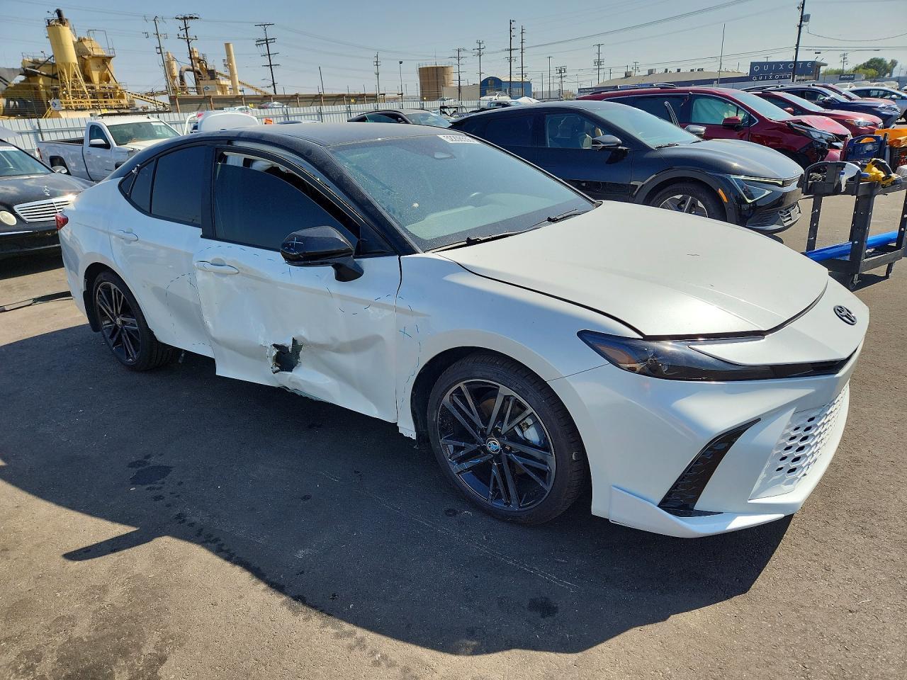 2025 Toyota Camry Xse - Image 4