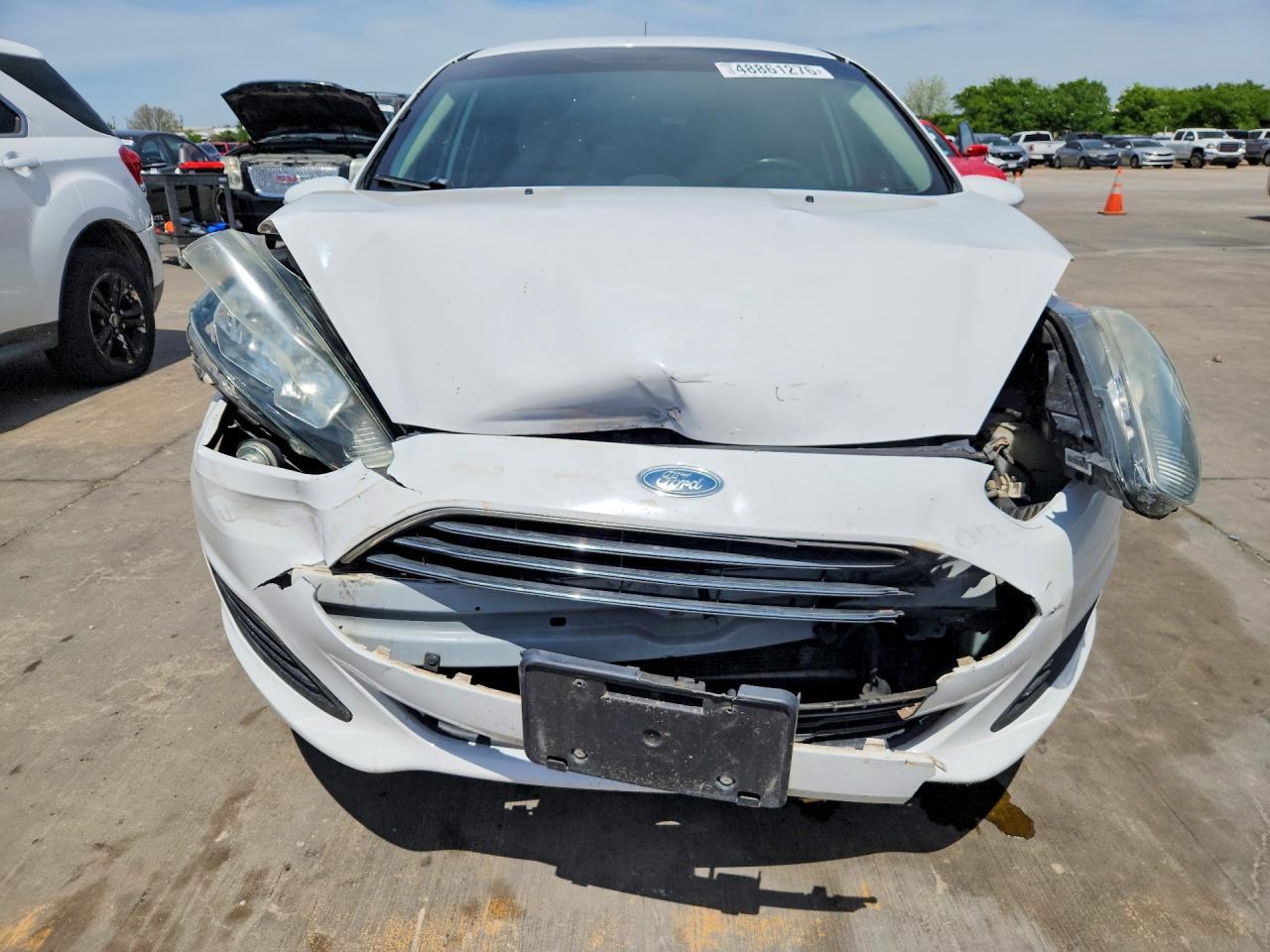 2015 Ford Fiesta Se - Image 5