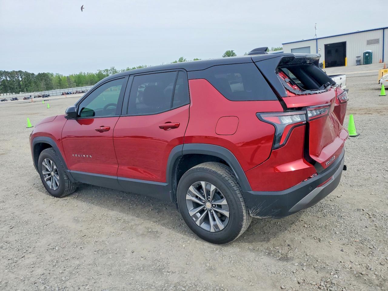 2026 Chevrolet Equinox Lt - Фото 2