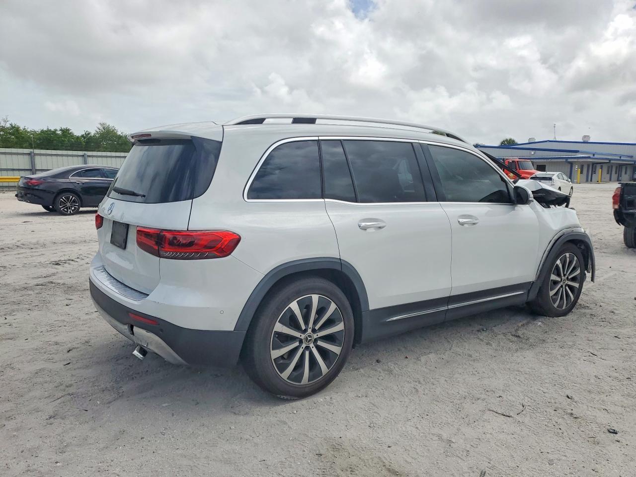 2020 Mercedes-Benz Glb 250 - Фото 3