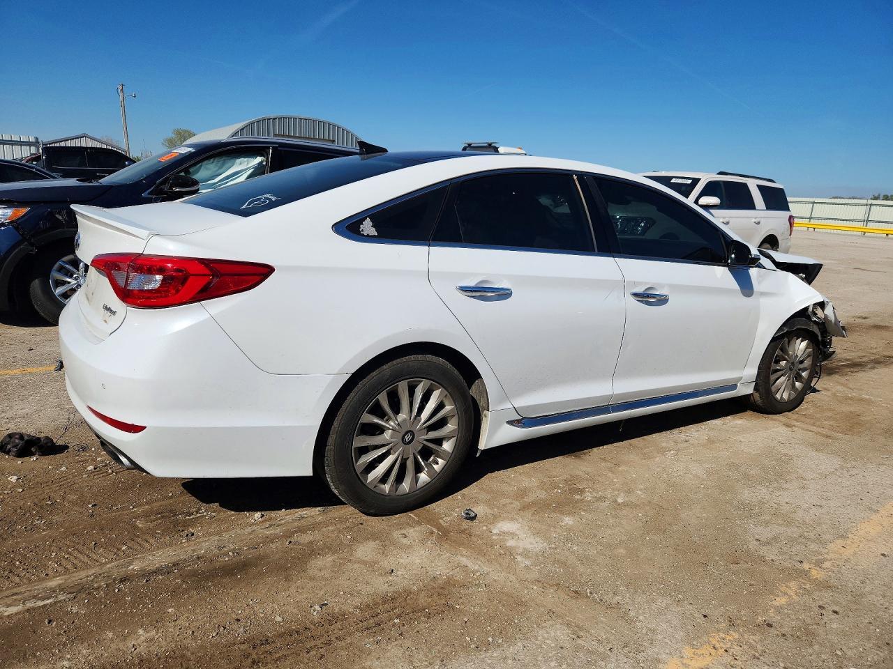 2015 Hyundai Sonata Limited - Image 3