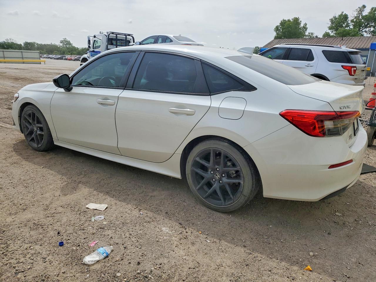 2023 Honda Civic Sport - Image 2