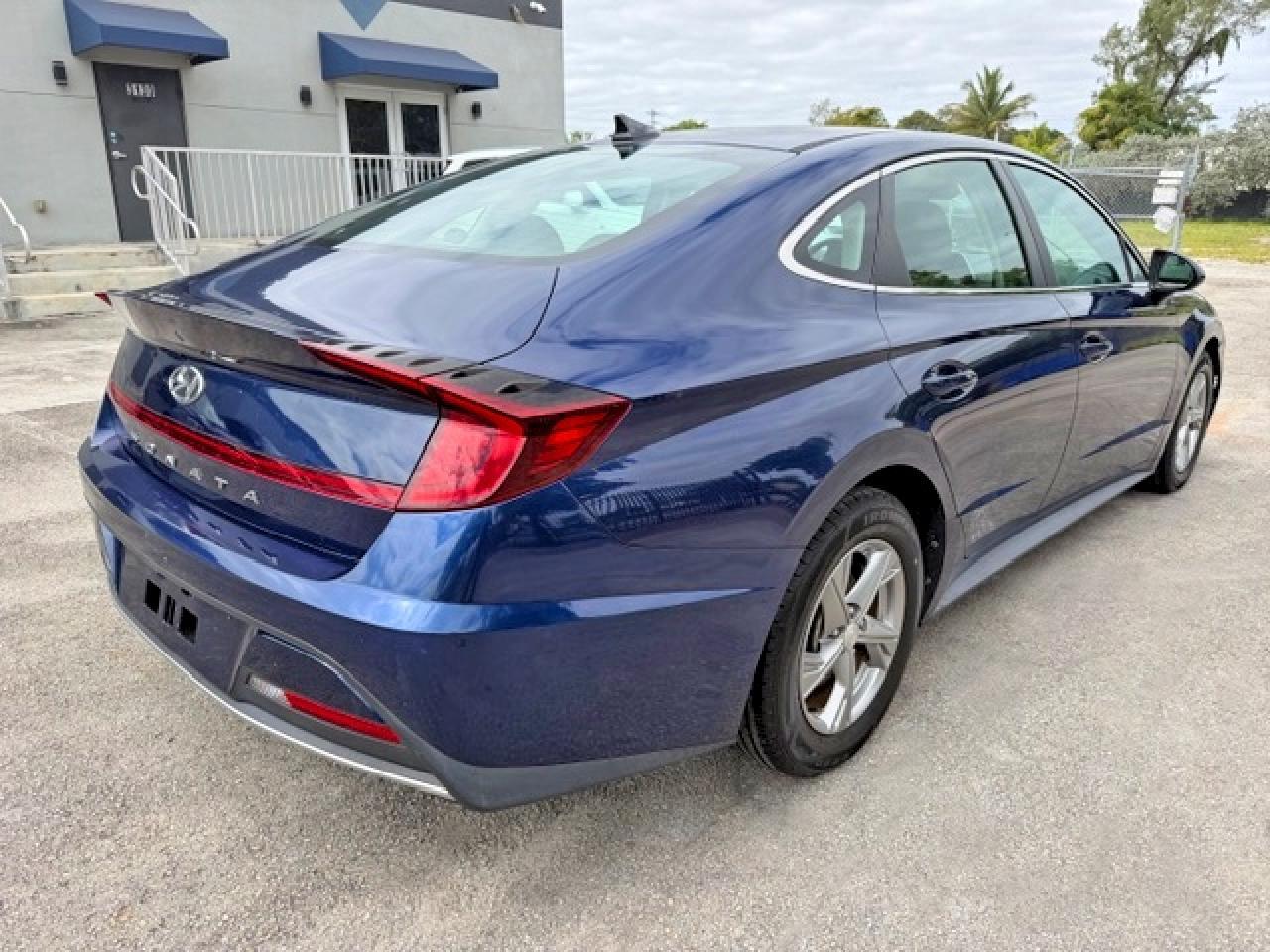 2021 Hyundai Sonata Se - Фото 3