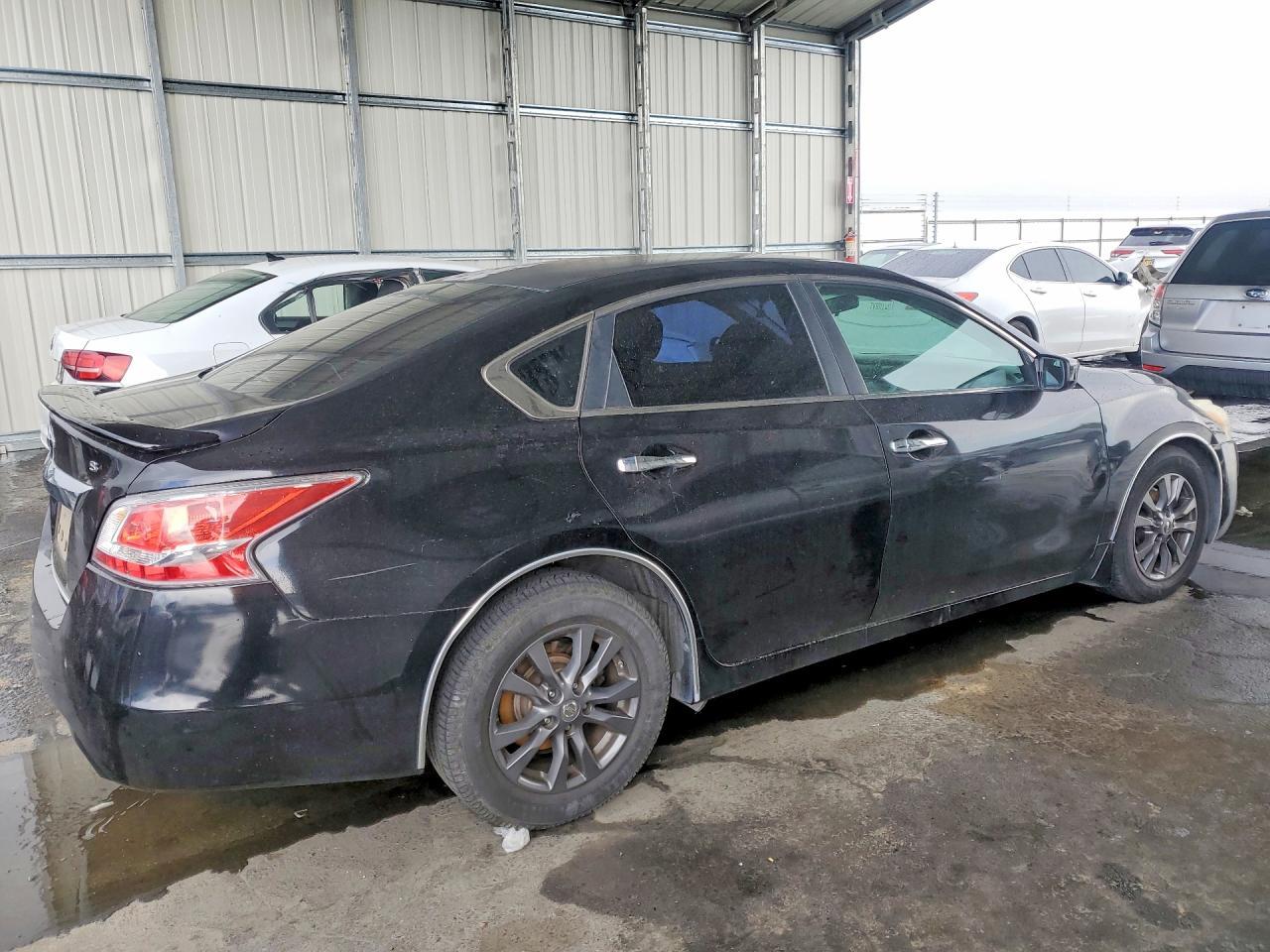 2015 Nissan Altima 2.5 S - Фото 3