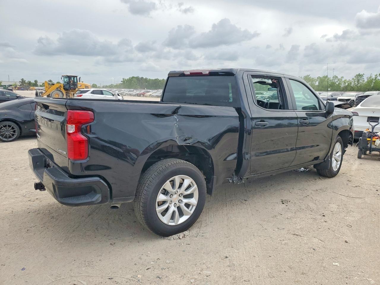 2025 Chevrolet Silverado C1500 Custom - Фото 3