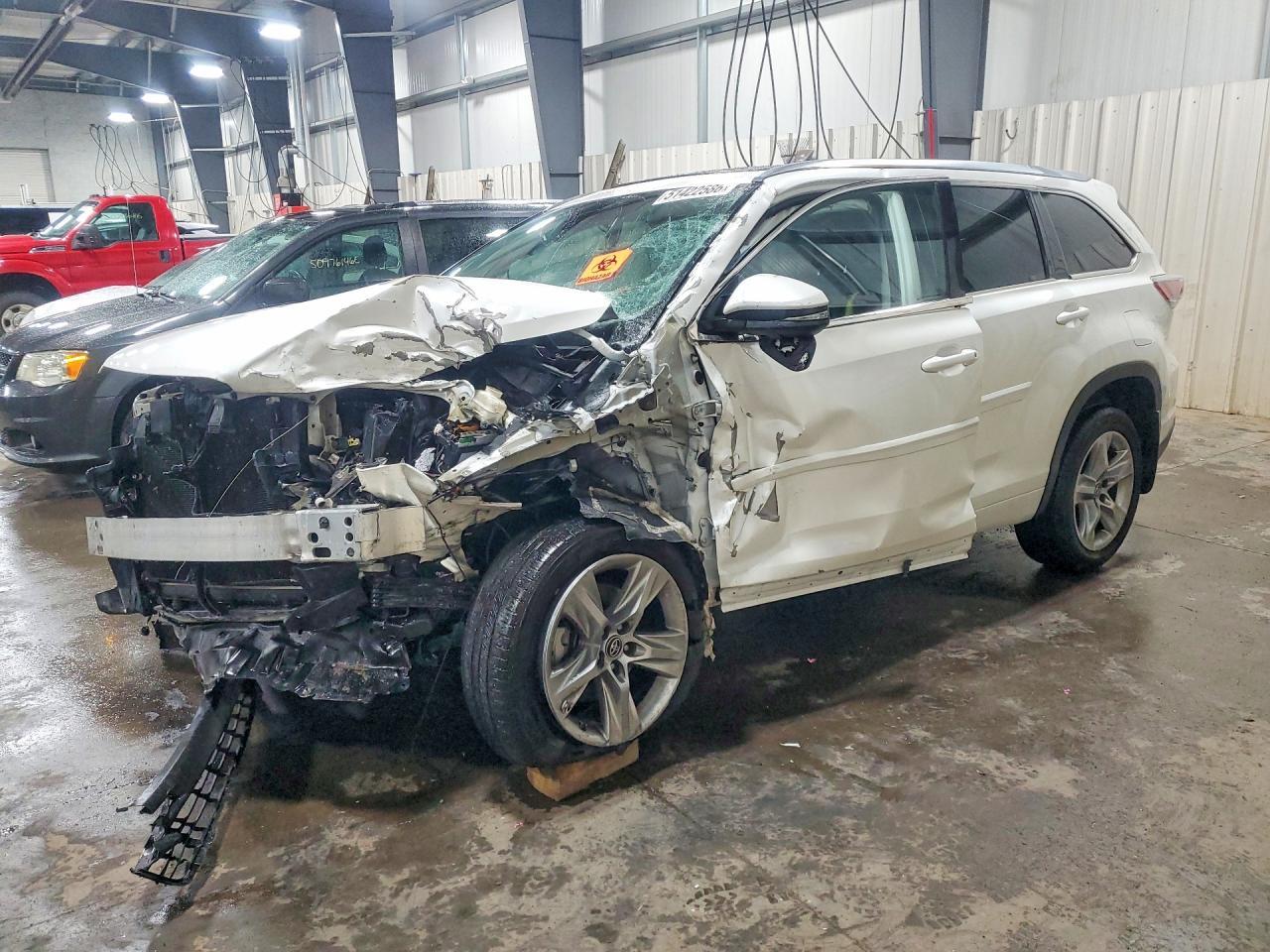 2016 Toyota Highlander Limited Platinum