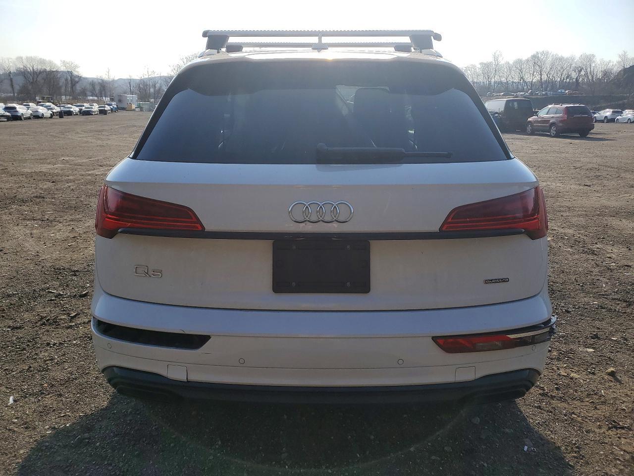 2025 Audi Q5 Premium 45 - Фото 6